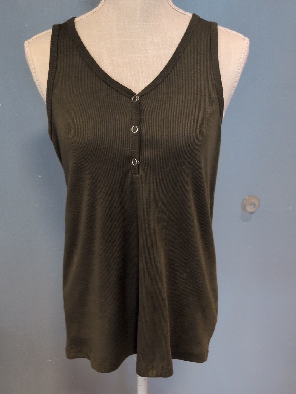 Mod Lily Quarter Button Down Ribbed Knit Olive Green Tank Top CottonBlend Summer